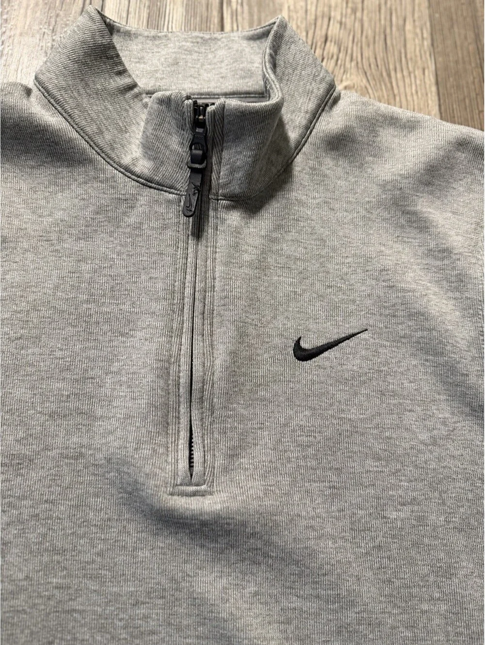 Nike Men’s 1/4 zip pullover Lot Of 2 Medium